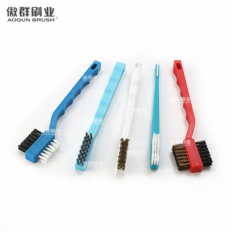 Medical Surgical Instrument Cleaning Brushes Set