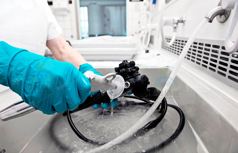 What Should You Know About The Precautions For Using Disposable Endoscope Cleaning Brushes?