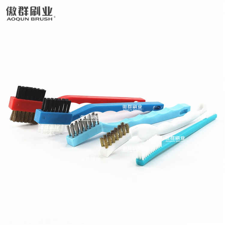 Surgical Instrument Cleaning Brushes