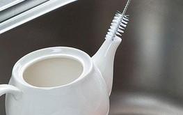 What Is The Cleverness Of The Spout Cleaning Brush?